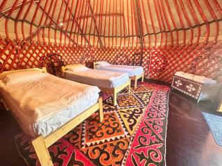 BarBulak Yurt Lodge - 8