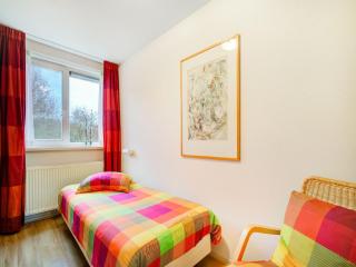 Homely Apartment in Noordwolde with Balcony - 6