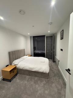 2 bed Lux Apartment City centre - Manchester - 2