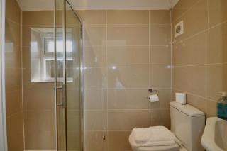 Sunningdale Stunning Spacious 4 Bedroom House 11 - Sunningdale - 2