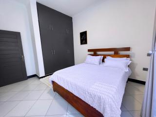 R&d Homes 2 - 5