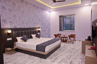 R K Hotel And Bar - 7