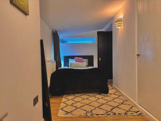 Brecon Town Centre Apartment - Two Guests - Brecon - 6