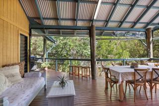 Straddie Hideout - Sleeps 9 - Pet Friendly - 7