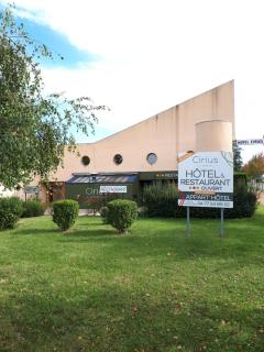 HOTEL RESTAURANT CIRIUS - Montrond-les-Bains - 8