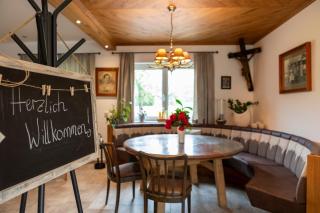 Bio-Bauernhof Reiterhof - 1