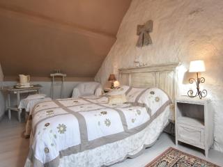 Charming Gîte in France for a Private Getaway - 8