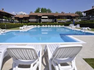 Snug Holiday Home in Lazise with Heating, near Lake Garda - 2