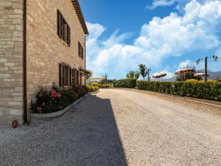 Apartment in a farmhouse with 2 swimming pools - Cagli - 8