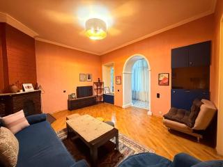 Cozy apartment in italian yard with fireplace - 7