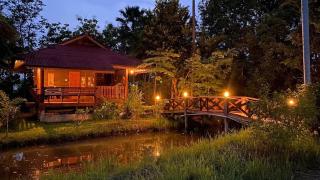 Thai wooden house near the pond Mountain View Chiang mai - 0