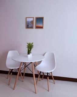 Bright & Cozy High-Rise Condo - Pulong Cacawate - 5