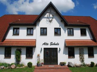 Elegant Mansion in Barlin with Swimming Pool - Barlin - 1