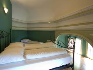 Charming Castle in Serrières-en-Chautagn with Pool - 1