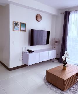 Bright & Cozy High-Rise Condo - 8