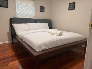 Exquisite 3 KINGs bed 5 mins EWR airport 25 mins from NYC - Newark - 3