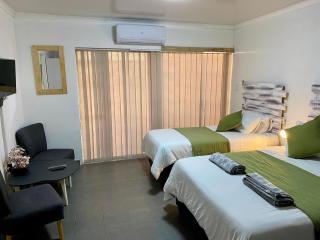 Stay at Hercules - 4