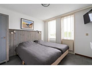 Luxury villa with wellness - 6