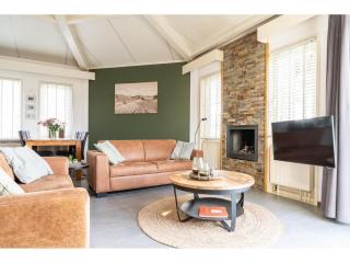 Luxury villa with wellness - 3