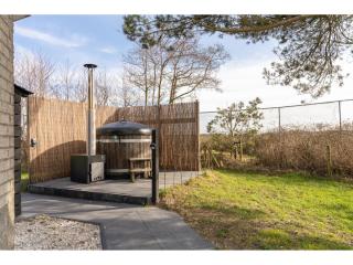 Luxury villa with wellness - 8