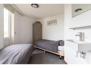 Luxury villa with wellness - 4