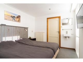 Luxury villa with wellness - 5