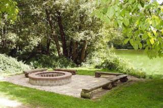 Feriensiedlung Am Grundlossee in Sewekow - 1