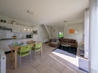 Spacious bungalow near the Frisian Lakes - Sondel - 4