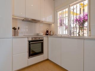 Villa with parking space - 2