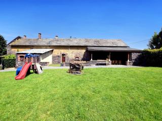 Lierneux Hillside Home - 4