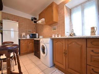 Holiday Home in Vignol with Heated Pool - Vignol - 3