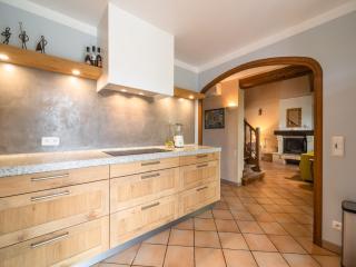 Charming French Villa with Pool - 4