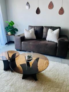 Modern Gem Near Mall of Africa! - Kyalami - 6