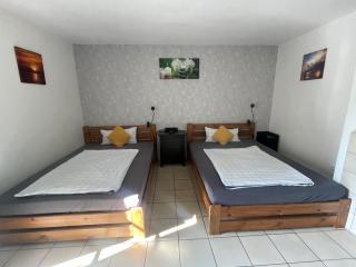 Schönes Ferienhaus&Monteurzimmer direkt in Lich, ruhige&zentrale Lage - Lich - 3