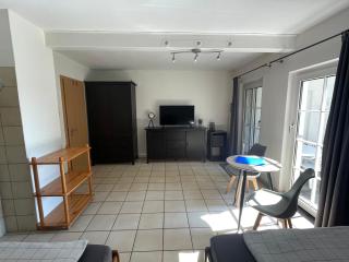 Schönes Ferienhaus&Monteurzimmer direkt in Lich, ruhige&zentrale Lage - Lich - 2