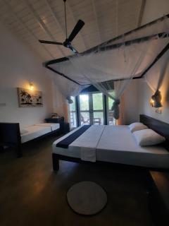Silver Lake Villa & Boat Safari - Balapitiya - 7
