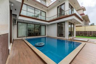StayVista at Villa Alora with Jacuzzi - Lonavala - 6