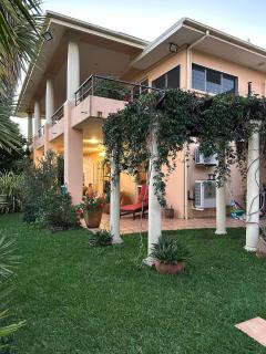 River Rock Retreat - Maroochy River - 1