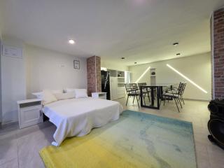The Dream house - - 8