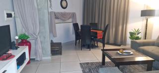 Elegant Wild Olive Apartment at Grove Mall - 3