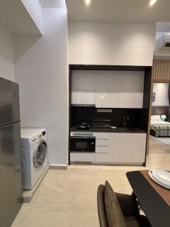 KLCC Cozy Suite 21F with Best View Infinity Pool - 2