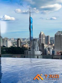 KLCC Cozy Suite 21F with Best View Infinity Pool - 1