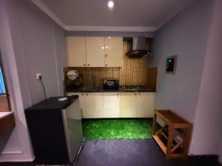 Cozy Apartment with a King Bed - Lahore - 3