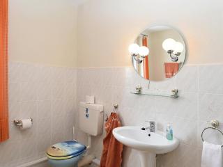 Cozy Apartment Near Ski - 4