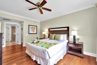 KBM Resorts Spacious 5-Bedroom Honua Kai Collection Multi Unit Listing Same Floor Ocean Glimpses 2 Free Rental Cars HKK-33449 - 4
