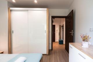 Modern and Cozy 1BDR Apartment in the City Center - 7