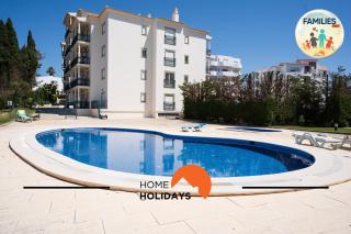#275 Only Families - A Flor by Home Holidays - 5