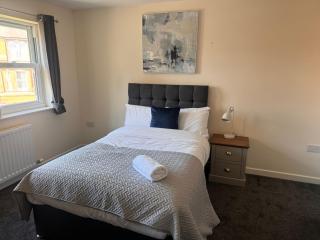 Spacious Luxurious Serviced Accommodation 6 - Barrow in Furness - 6