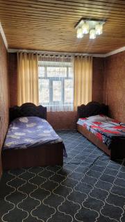Dilovar's Homestay - - 2