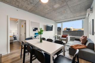 Corporate-Friendly 4BR Stylish & Central - 4